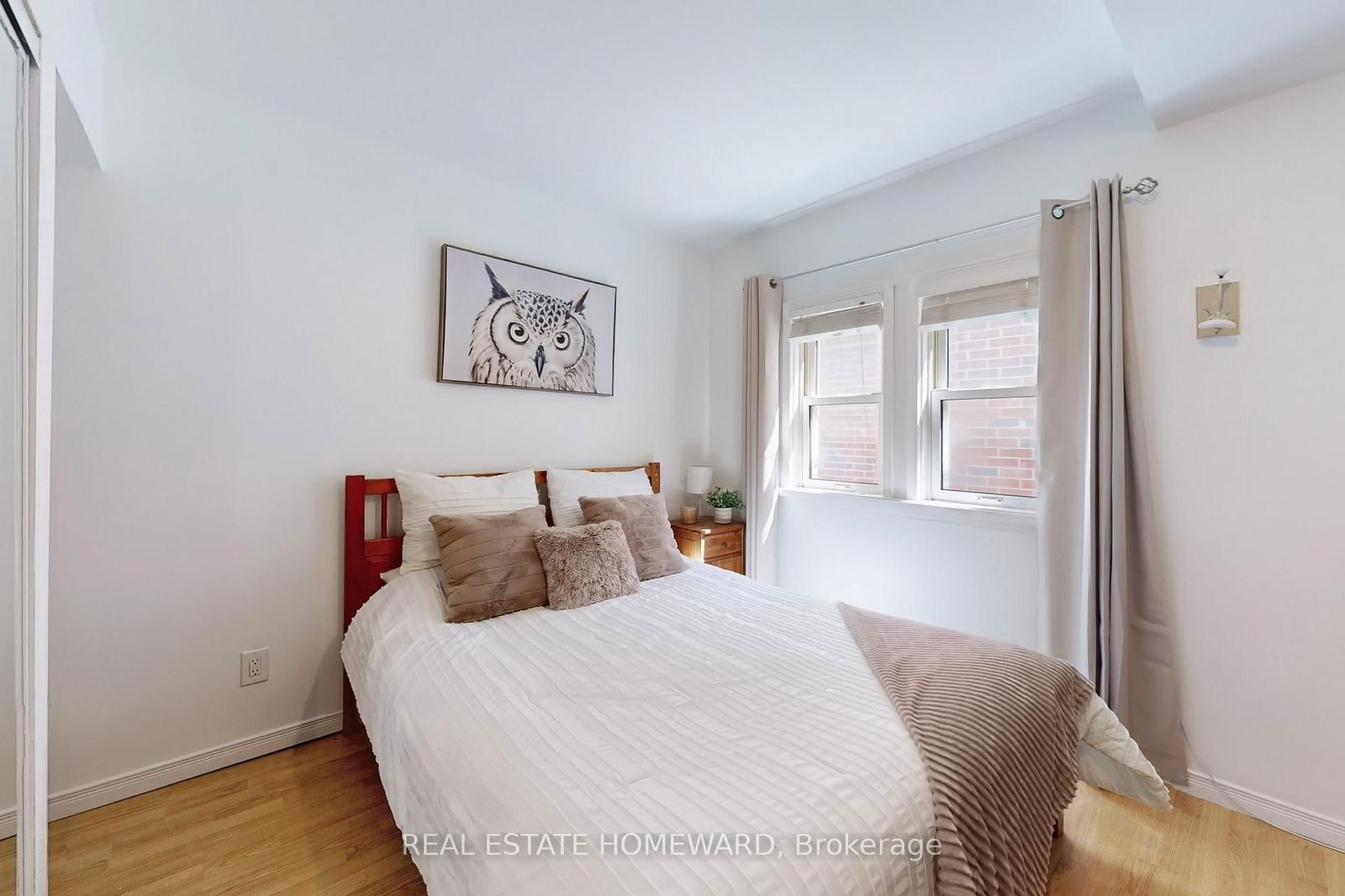 Detached House for sale at 127 Kalmar Avenue, Toronto, Birchcliffe-Cliffside, M1N 3G6 - MLS: E12110301
