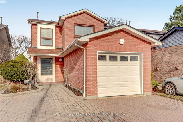 290 Braymore Boulevard