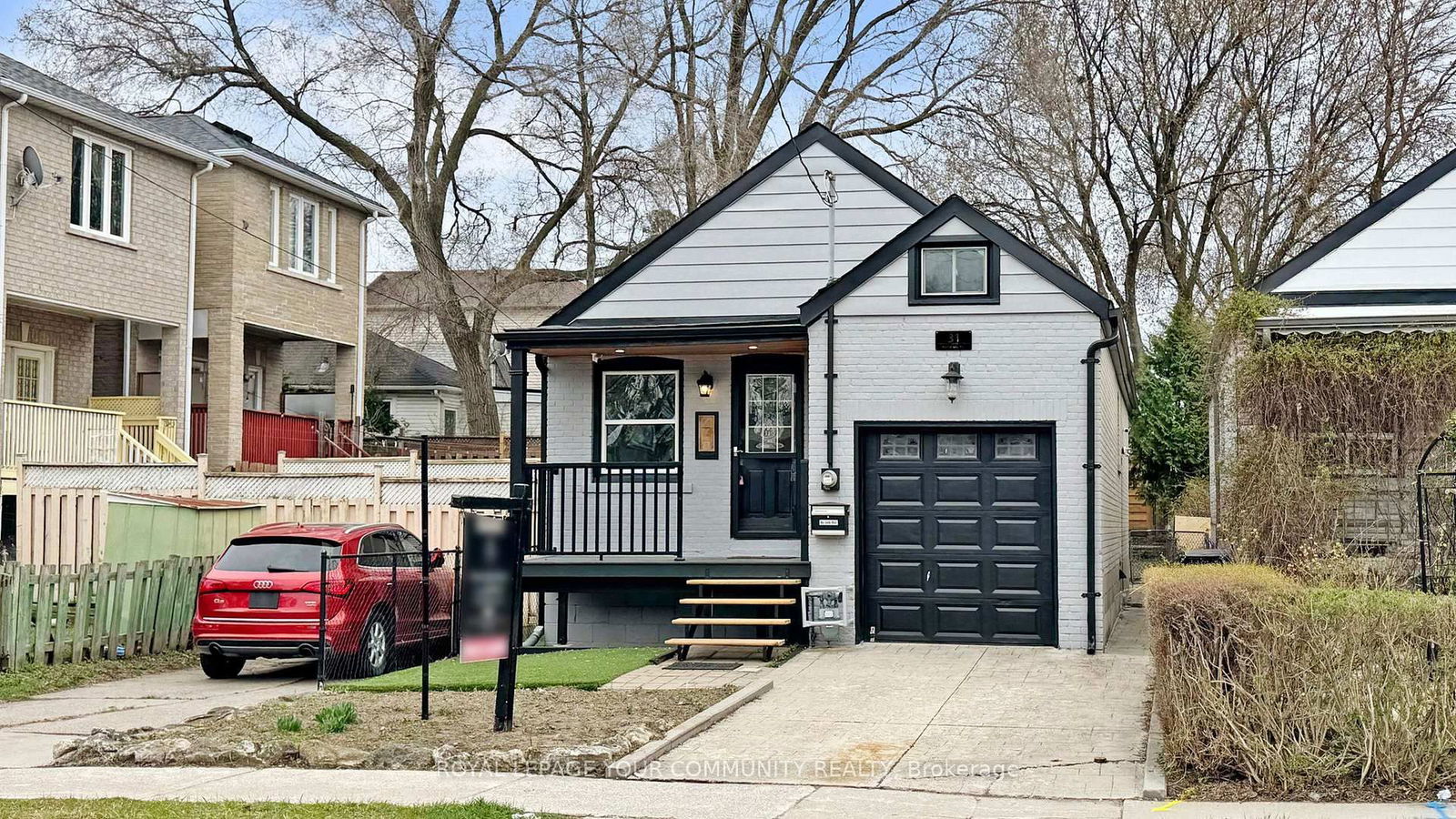 Detached House for sale at 31 Hamstead Avenue, Toronto, Woodbine-Lumsden, M4C 2S3 - MLS: E12110731