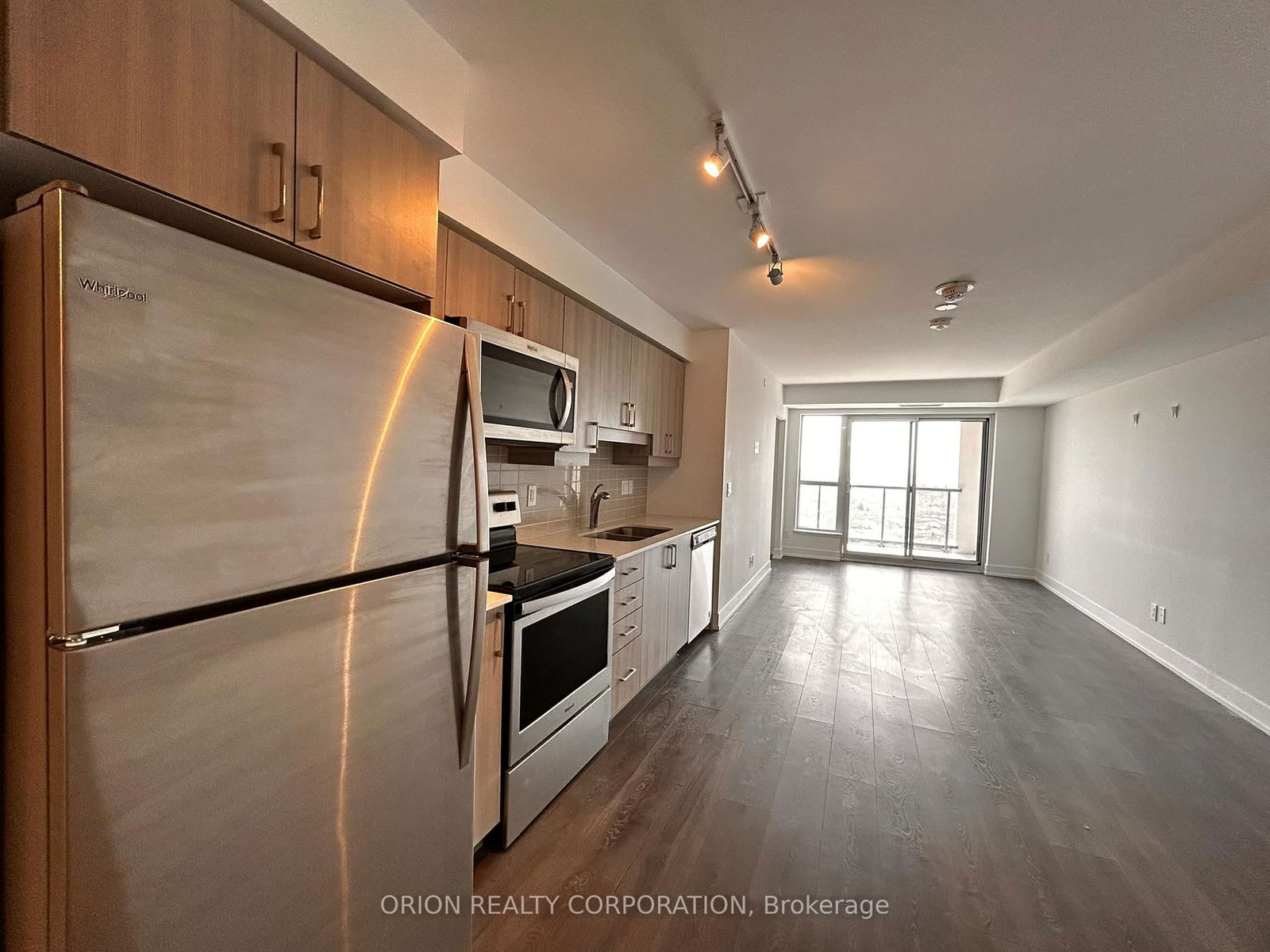 Condo for lease at 1906-1255 Bayly Street, Pickering, Bay Ridges, L1W 1L7 - MLS: E12110754