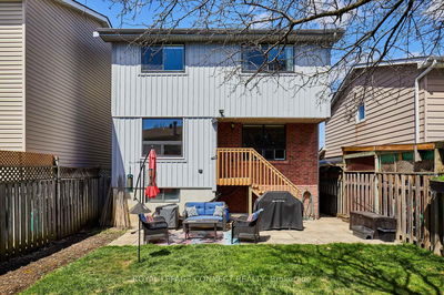 1583 Alwin Circ, Pickering - Village East image-0-2