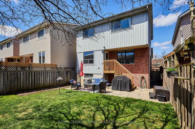 1583 Alwin Circ, Pickering - Village East image-0-3
