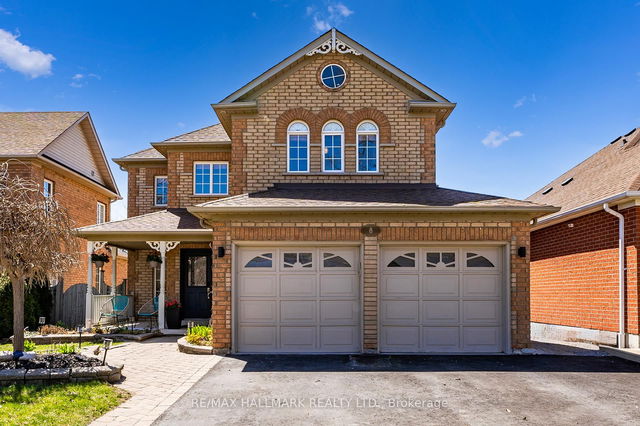 8 Arnold Crescent