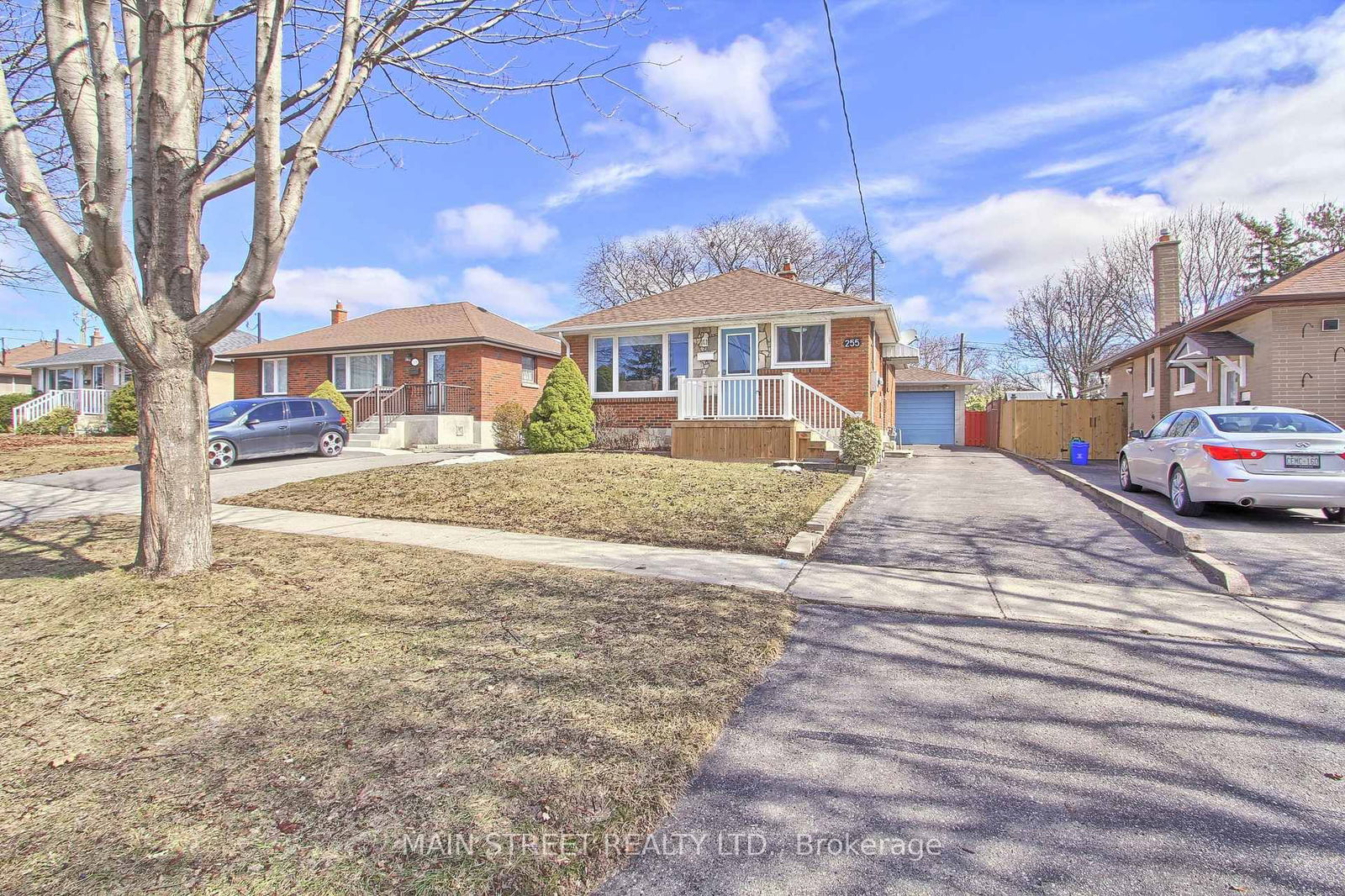 Detached House for sale at 255 Windsor Street, Oshawa, Donevan, L1H 6G5 - MLS: E12110808