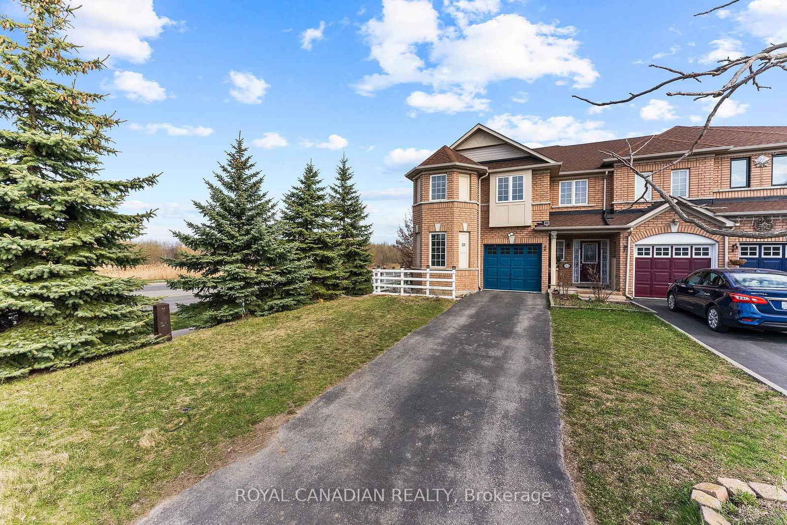 Townhouse for sale at 25 Brind-Sheridan Court, Ajax, South East, L1S 0A2 - MLS: E12110863
