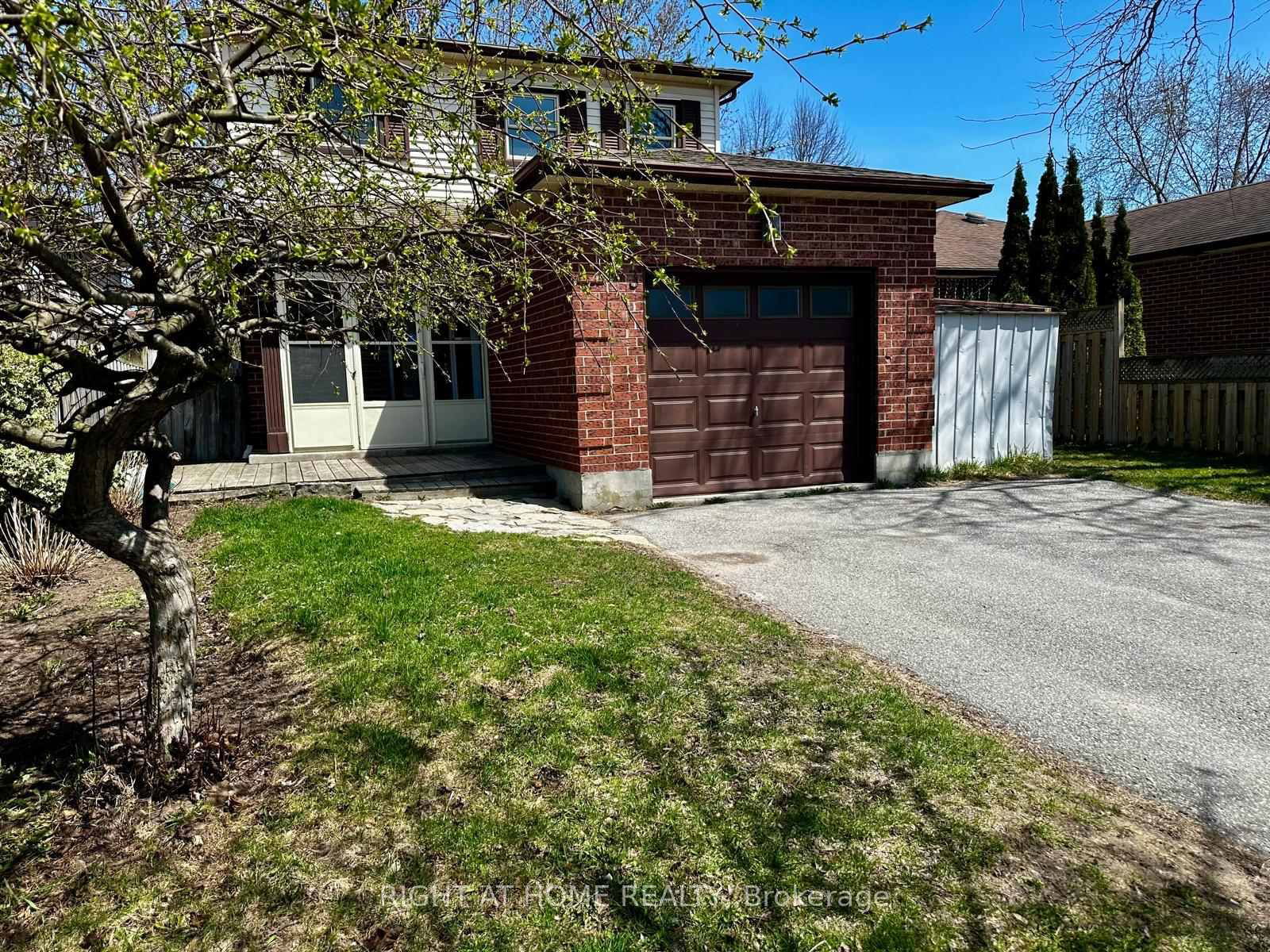 Detached House for sale at 73 Birchfield Drive, Clarington, Courtice, L1E 1M7 - MLS: E12110942