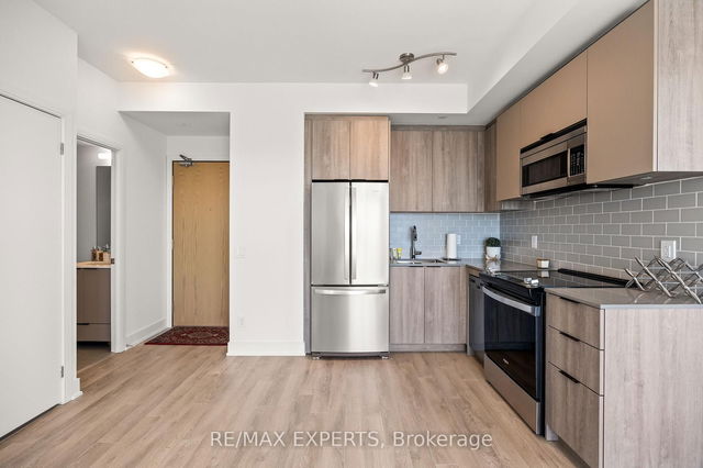 1112 - 1350 Ellesmere Road