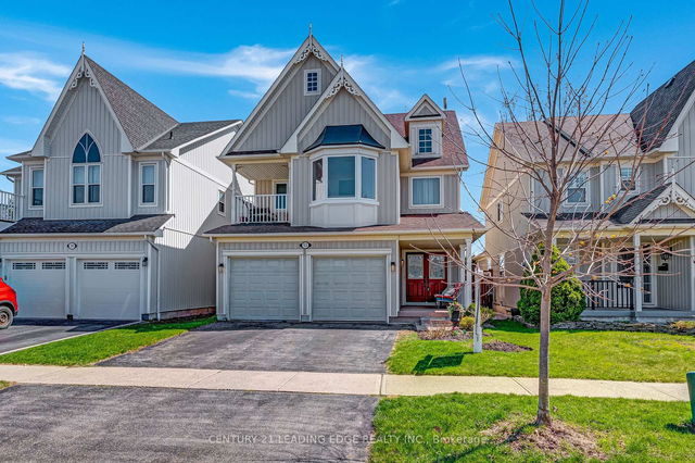 53 Kinross Avenue
