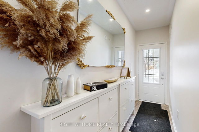 2558 Bromus Path