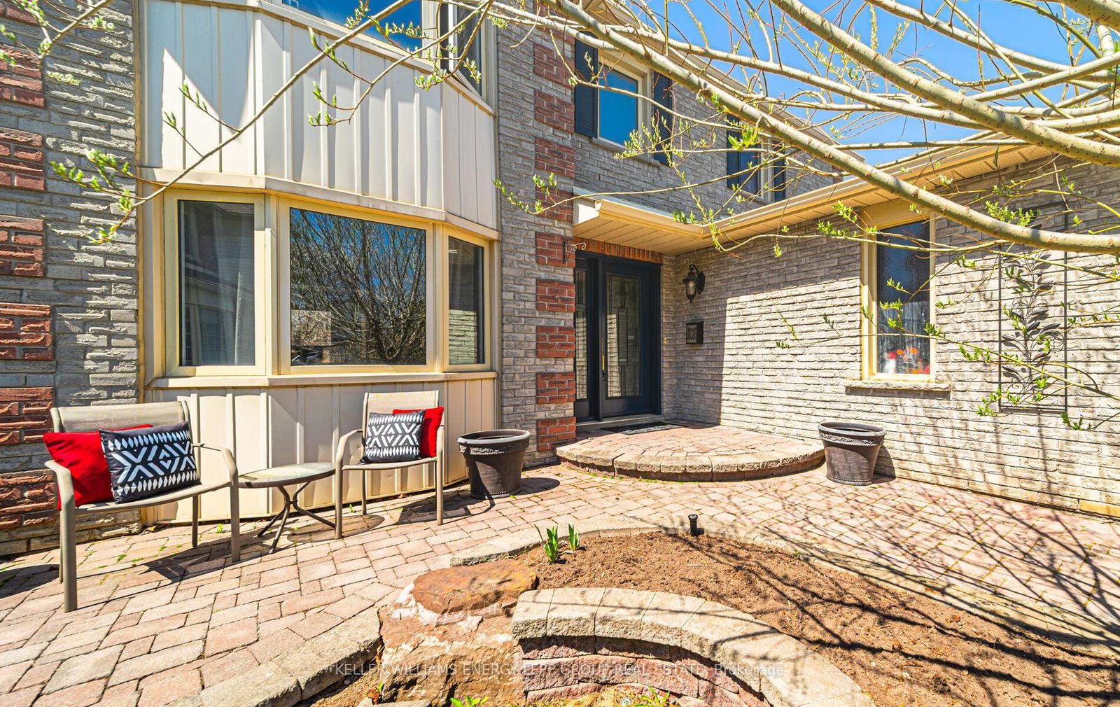 Detached House for sale at 23 Rosewood Court, Whitby, Williamsburg, L1N 6Y6 - MLS: E12111907