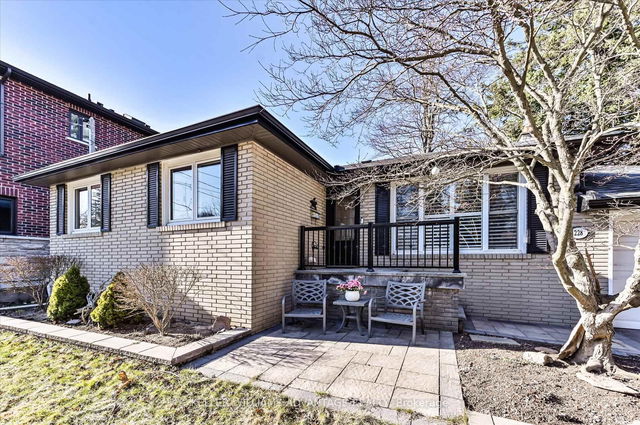 228 Island Road