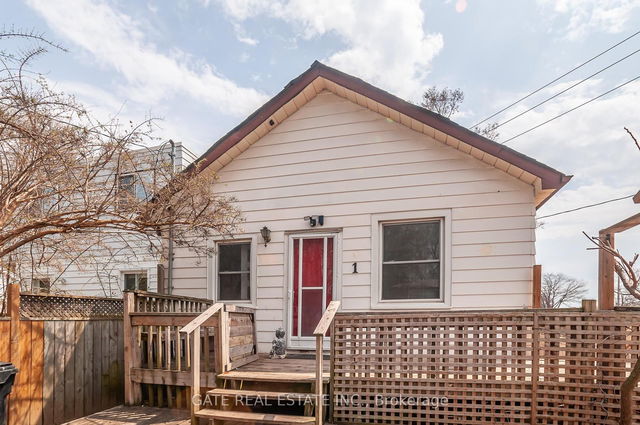 1 Mcintosh Street