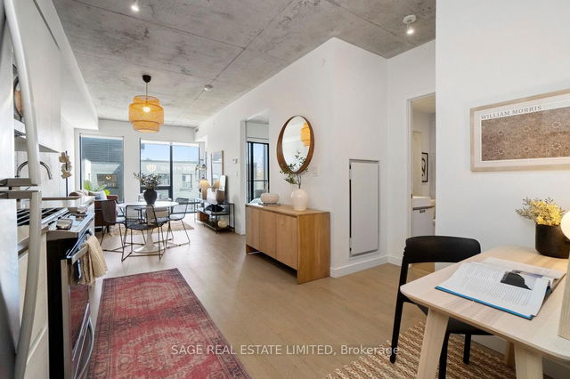 323 - 246 Logan Avenue