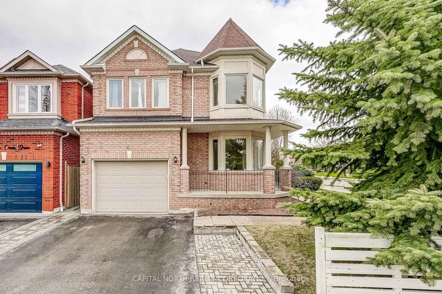 47 Castle Green Drive