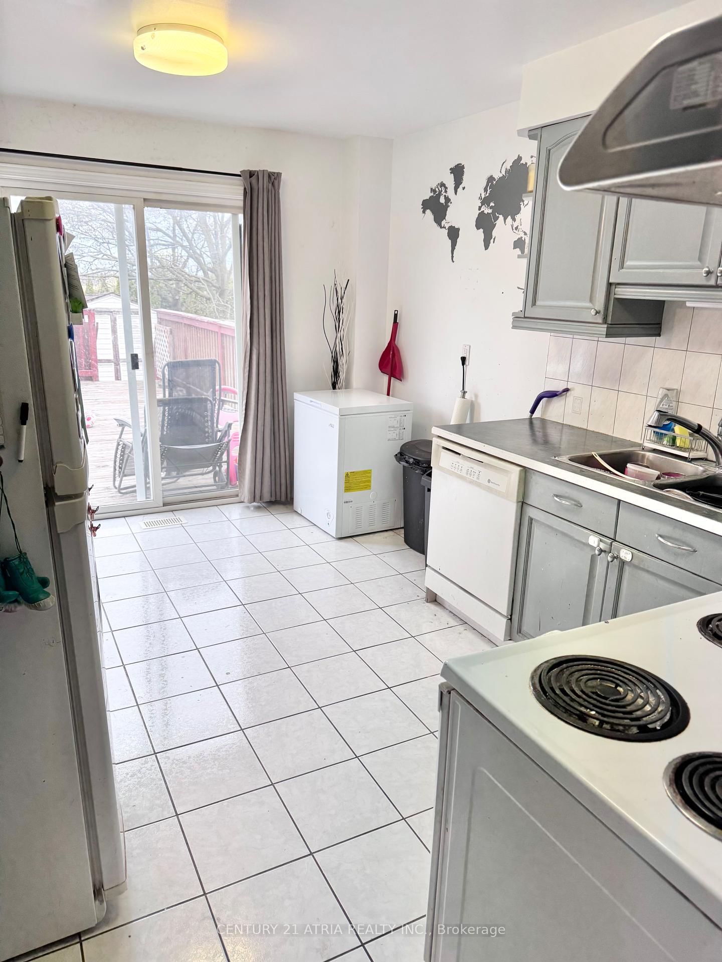 Detached House for lease at 62 Field Crescent, Ajax, Central East, L1Z 1B1 - MLS: E12112440