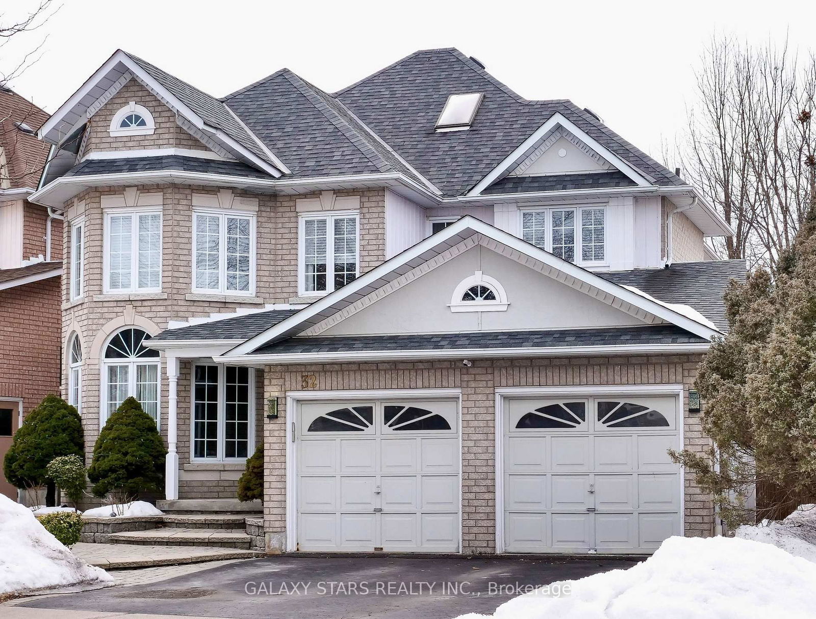 Detached House for lease at Bsmnt-32 Kemp Drive, Ajax, Central West, L1T 4A7 - MLS: E12113023