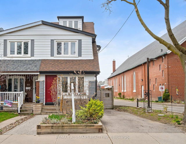 156 Leslie Street