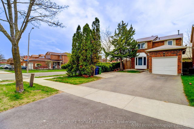 28 Longsword Drive