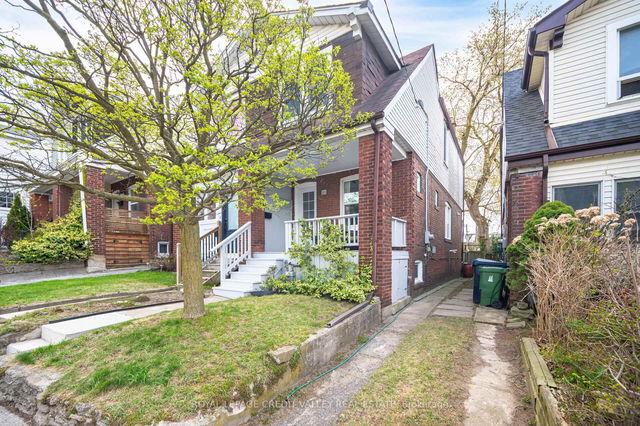 35 Darrell Avenue