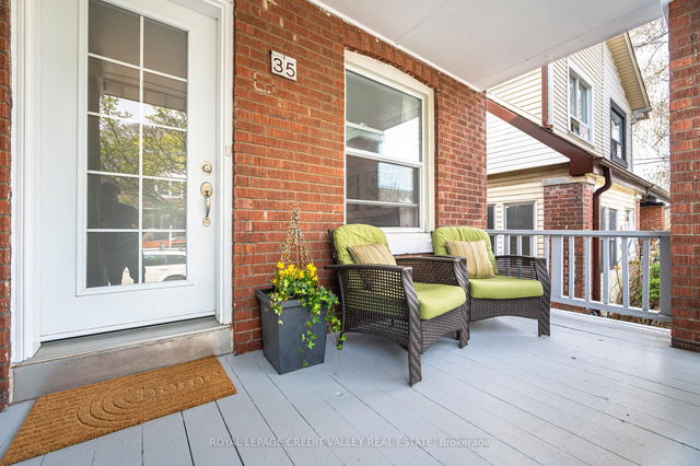 35 Darrell Avenue