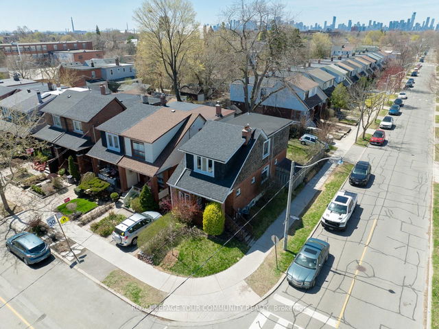 98 Woodmount Avenue