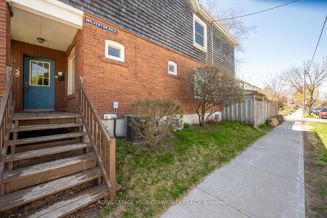 98 Woodmount Avenue