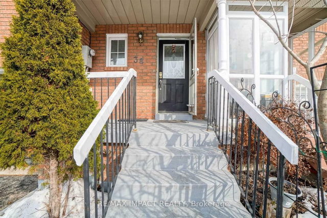 38 Lax Avenue
