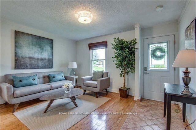 80 Squires Avenue