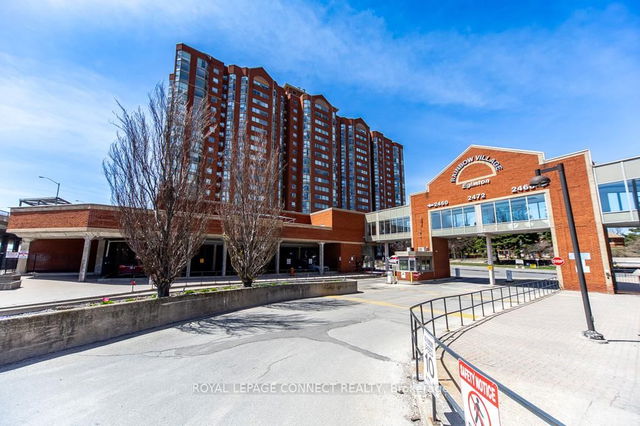 PH17 - 2460 Eglinton Avenue