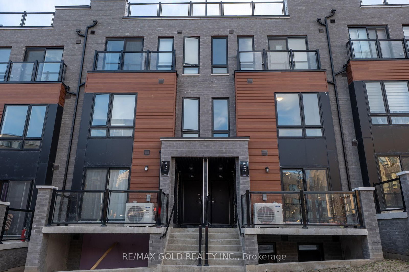 Townhouse for lease at 19-35 Priya Lane, Toronto, Malvern, M1B 0E8 - MLS: E12114021