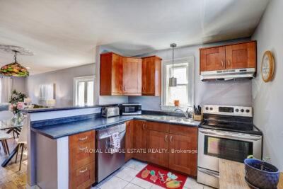 52 Sandown Avenue