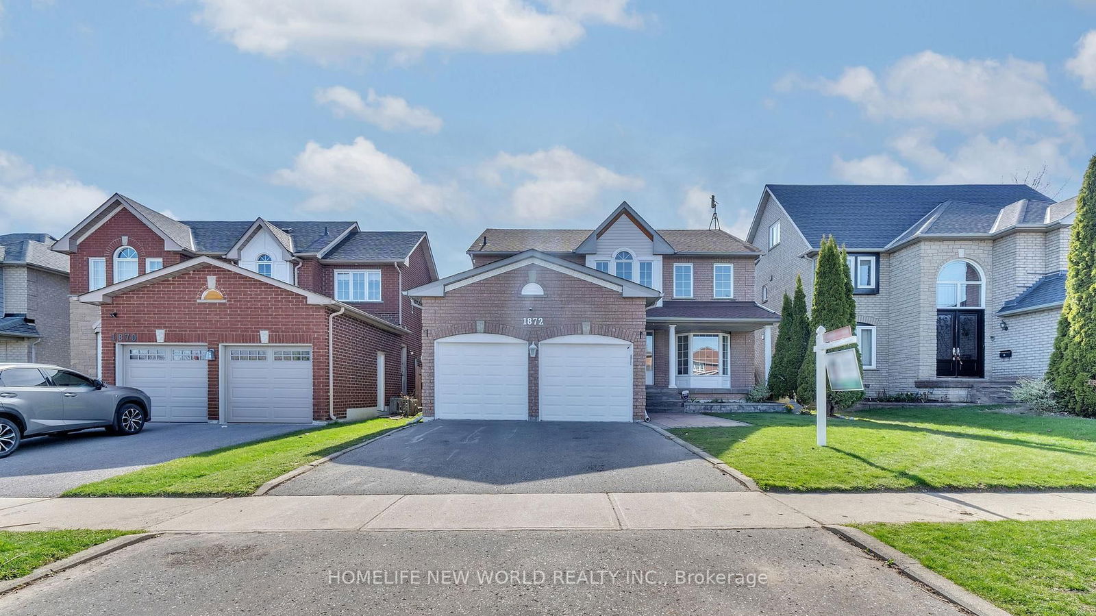 Detached House for sale at 1872 Rosebank Road, Pickering, Amberlea, L1V 6Y2 - MLS: E12114302