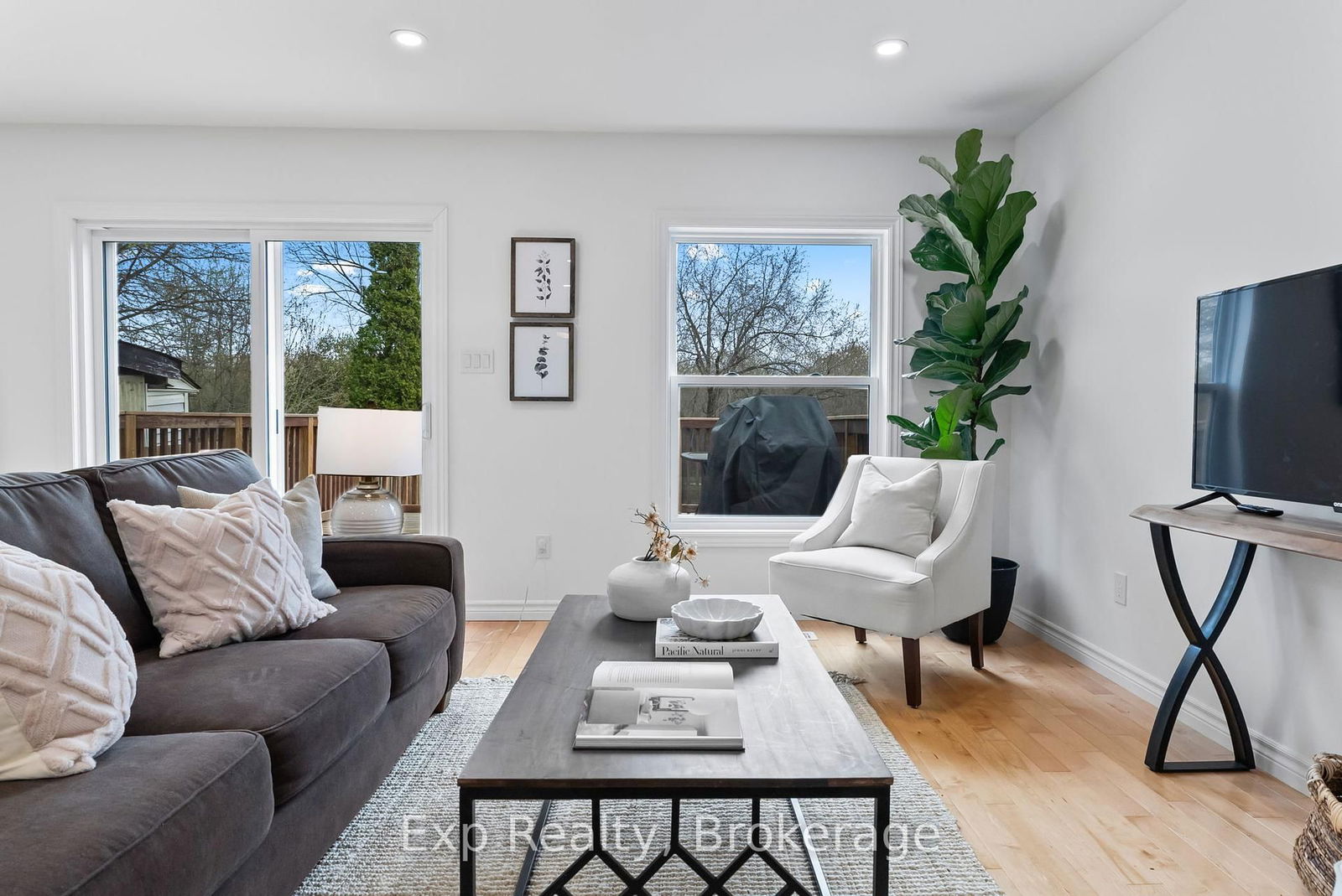 Property at 54 Hobbs