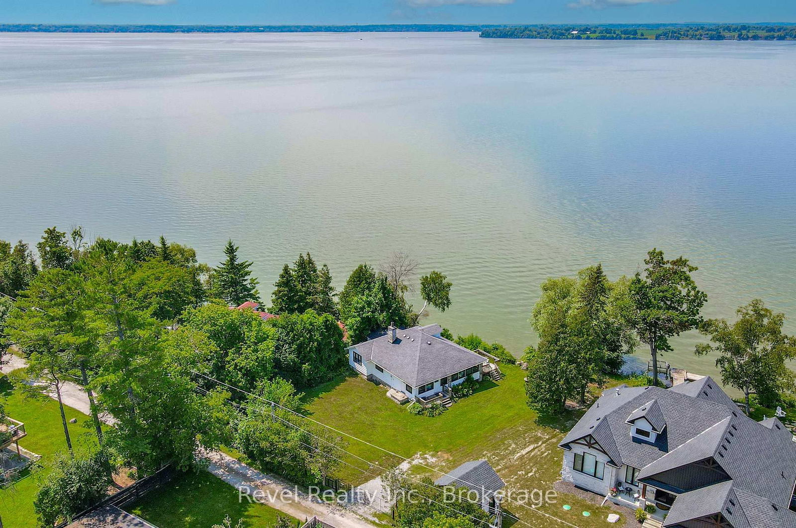 Property at 8 Johnstone