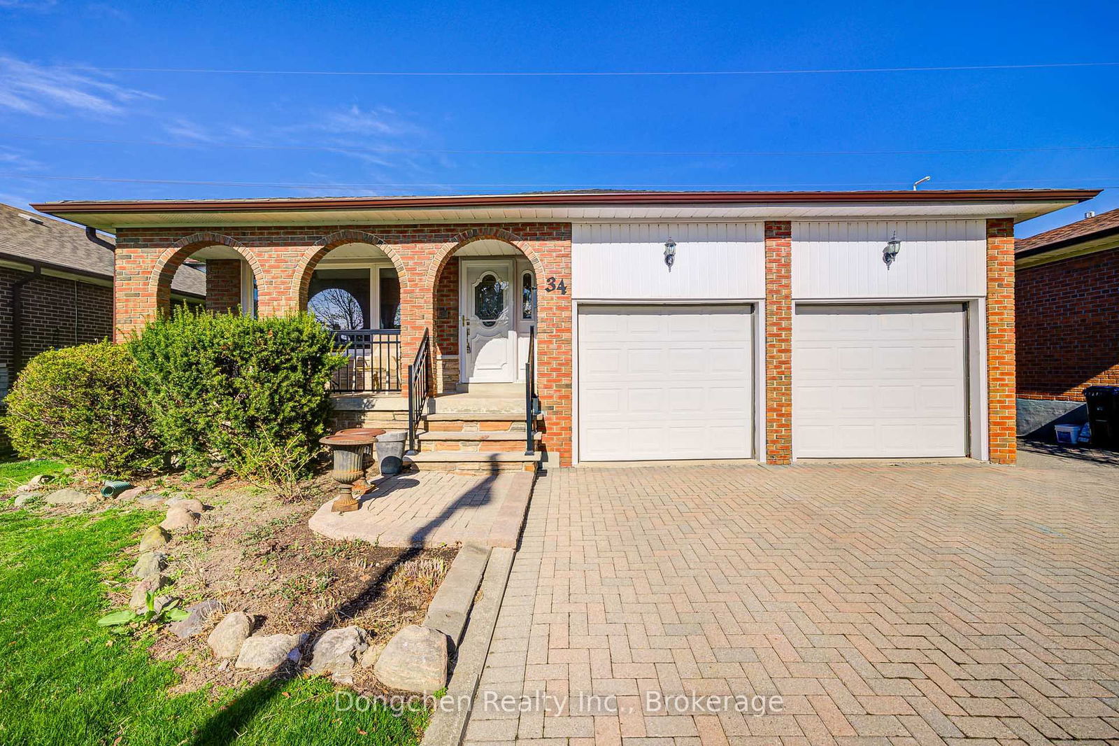 Detached House for sale at 34 Ellenhall Square, Toronto, Steeles, M1W 3B2 - MLS: E12114639
