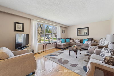639 Athol St, Oshawa - Donevan image-0-3