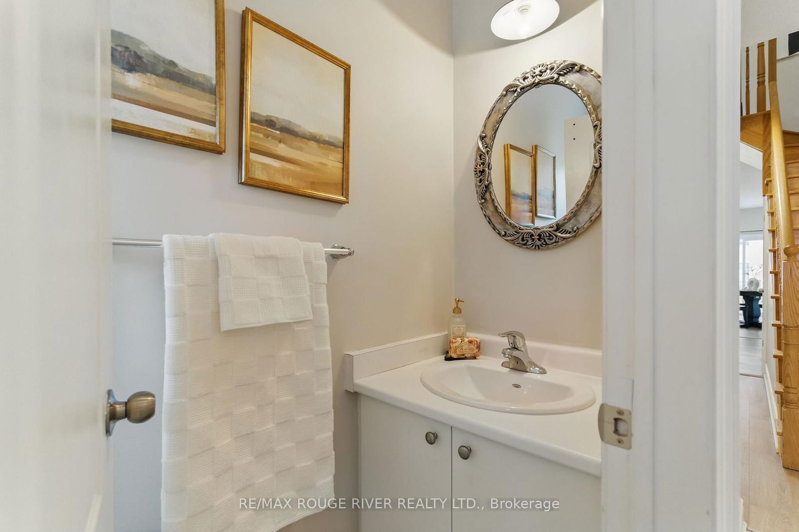 Townhouse for sale at 4 Prospect Way, Whitby, Pringle Creek, L1N 0L4 - MLS: E12115250