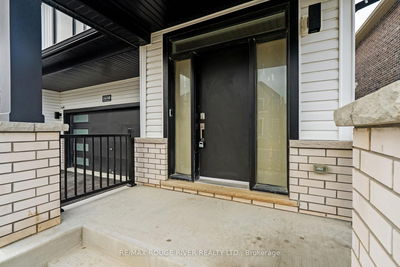 1039 Thompson Dr, Oshawa - Kedron image-0-2