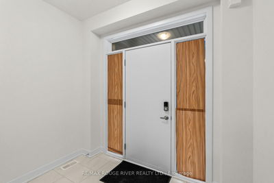 1039 Thompson Dr, Oshawa - Kedron image-0-3