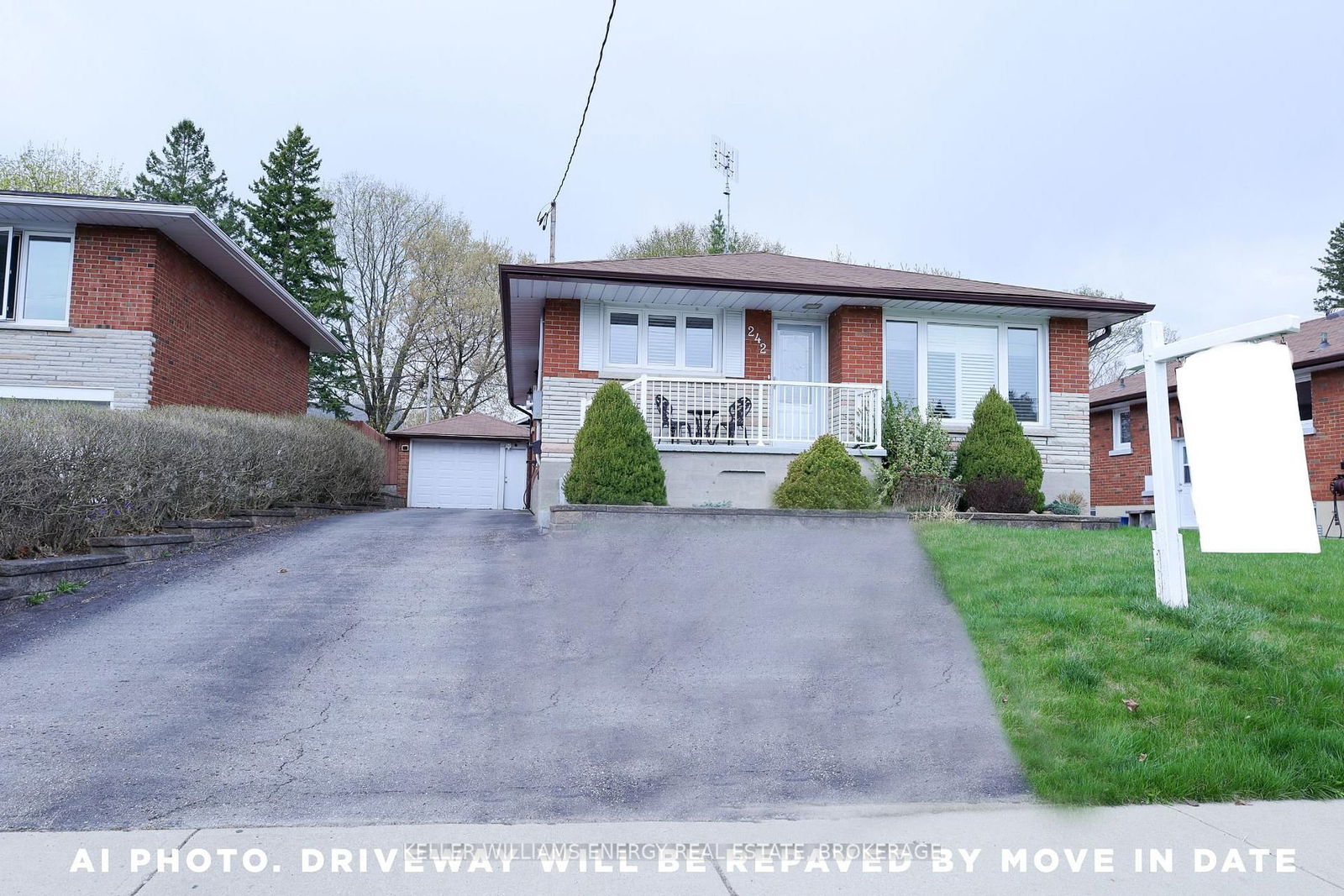 Detached House for lease at Bsmt-242 Chadburn Street, Oshawa, Central, L1H 5V6 - MLS: E12115553