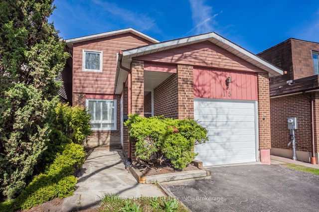 15 Plum Brook Crescent