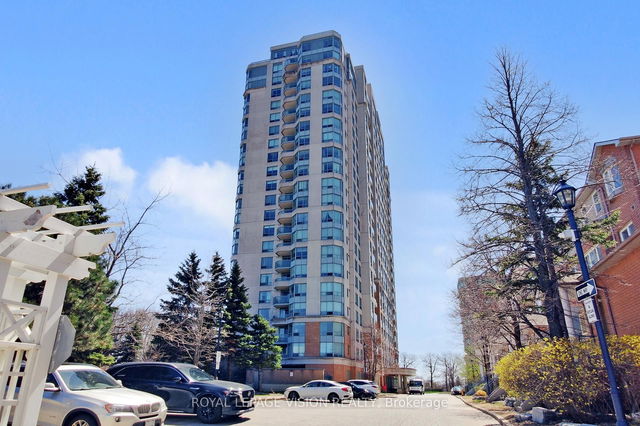 1638 - 125 Omni Drive
