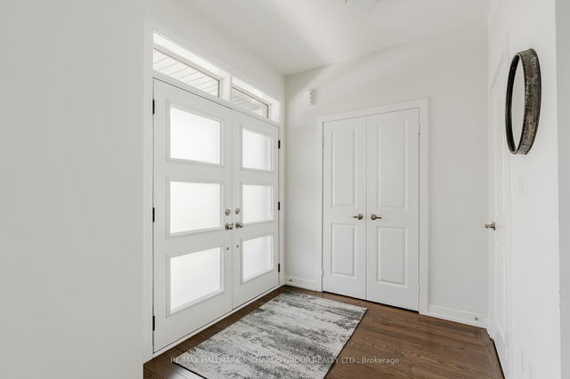 1 B Norbury Crescent