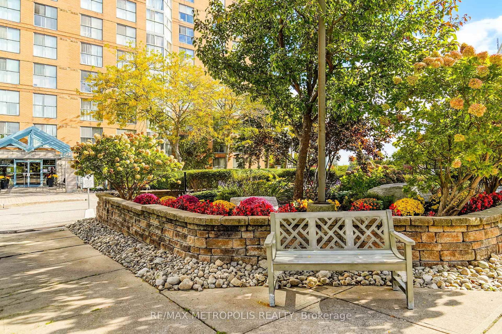 Condo for sale at 502-90 Dale Avenue, Toronto, Guildwood, M1J 3N4 - MLS: E12116187