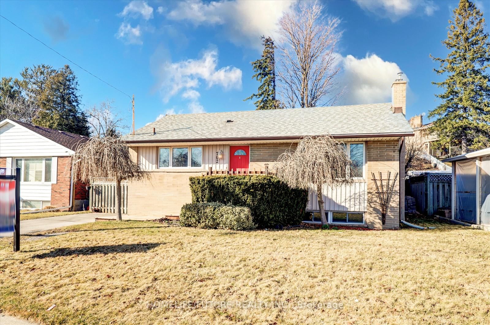 Detached House for sale at 702 Emerson Avenue, Oshawa, Donevan, L1H 3L3 - MLS: E12116385