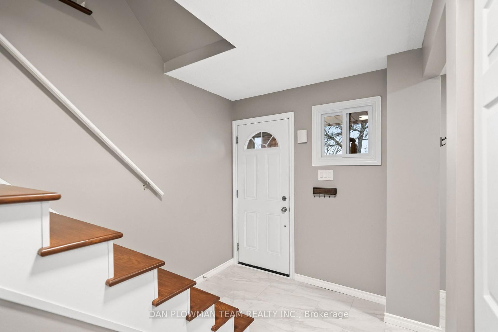 Detached House for sale at 1235 Delmark Court, Oshawa, Donevan, L1H 8K6 - MLS: E12116830
