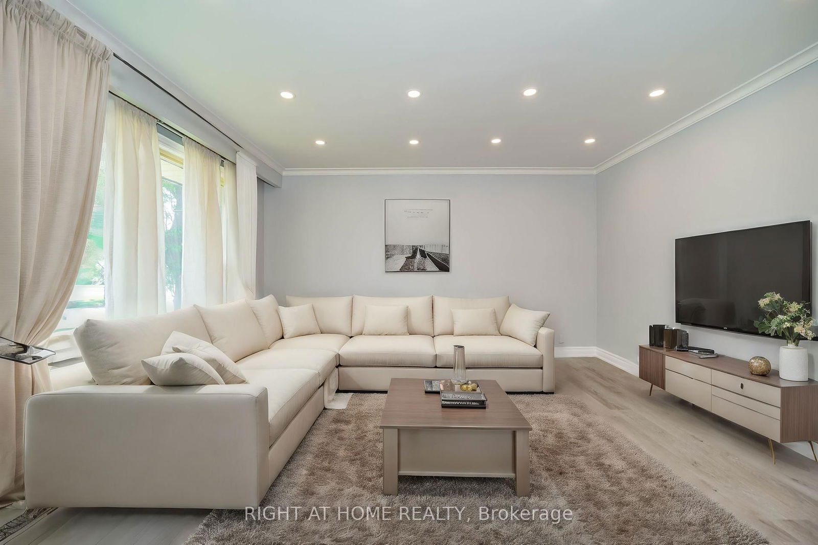 Detached House for sale at 48 Ranstone Gdns, Toronto, Ionview, M1K 2T4 - MLS: E12117064