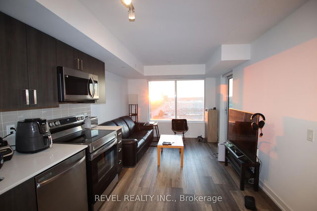 1115 - 1480 Bayly Street