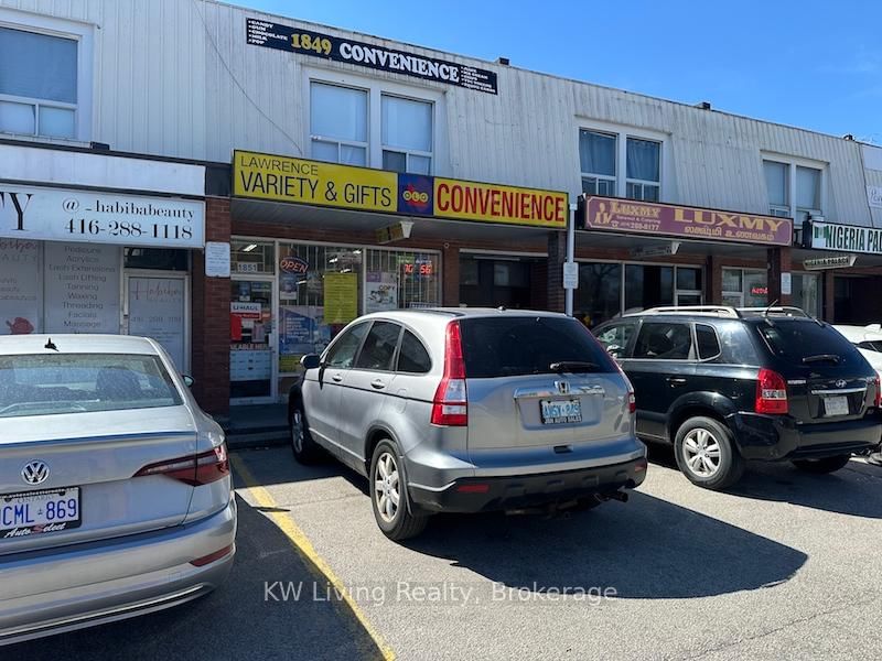 Main Floor - 1851 Lawrence Ave E, Toronto, M1R 2Y3 | Image 3