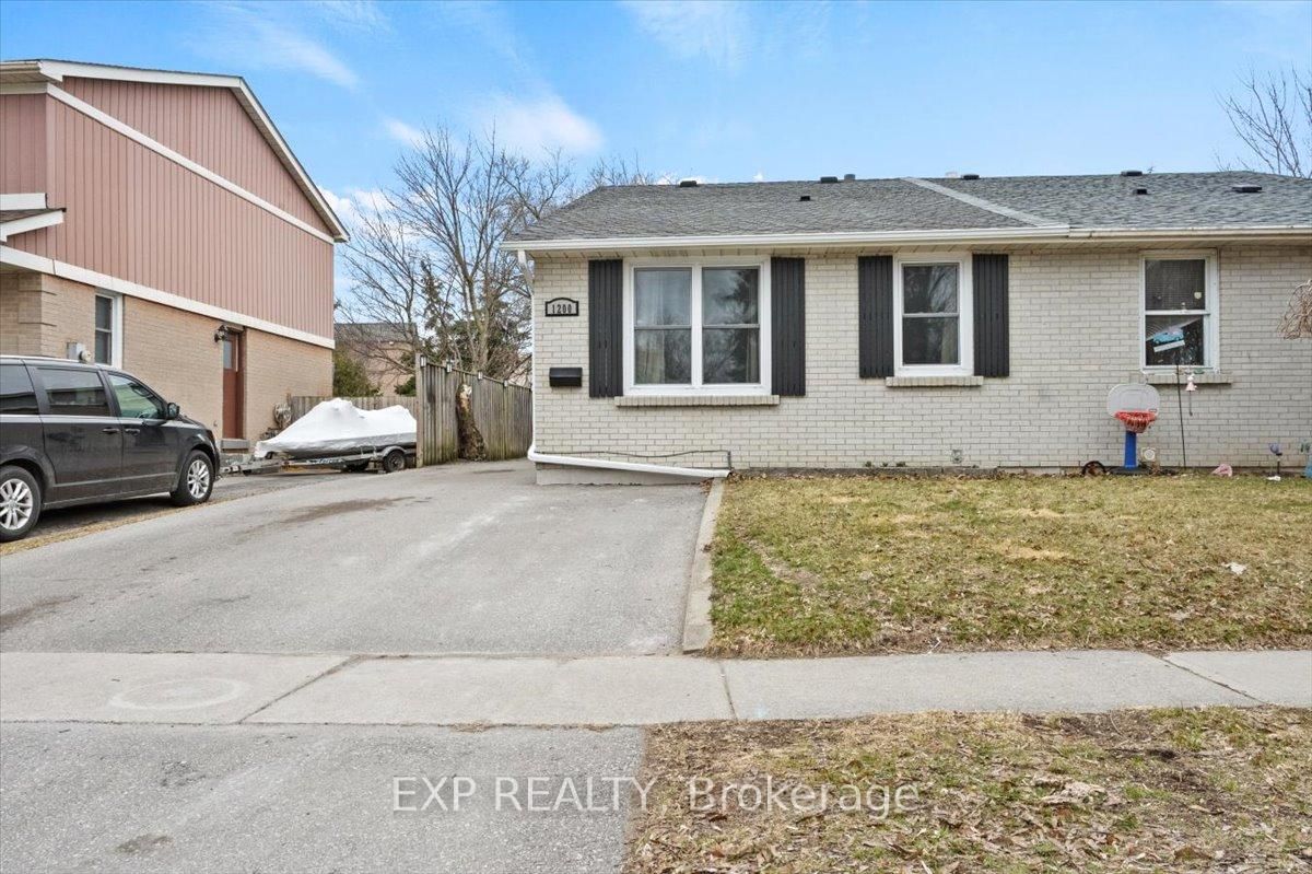 Semi-Detached House for sale at 1200 Trowbridge Drive, Oshawa, Centennial, L1G 7H2 - MLS: E12117645